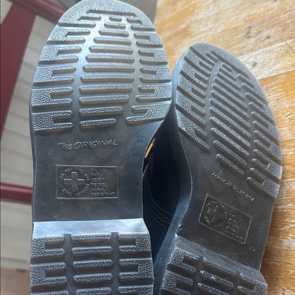 Dr. Martens Black Boots with Red and Green Dragon Embroidery - Picture 6 of 8